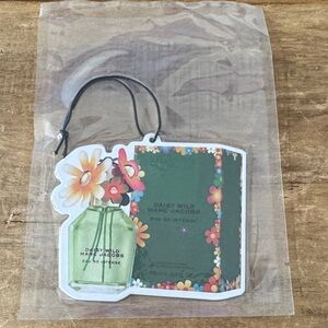 NEW Luxury Marc Jacobs Daisy Wild Eau So Intense Air Freshener 🌼 Freshie